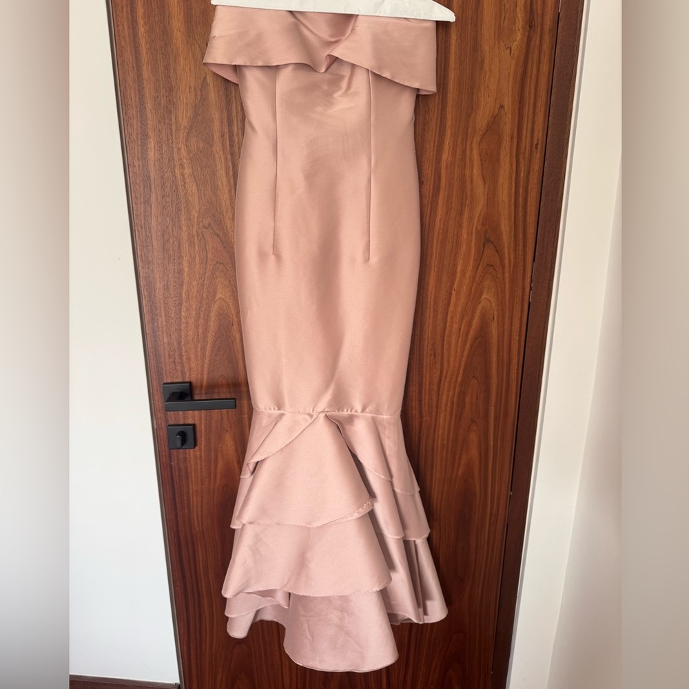 Sachin & Babi Hattie Elegant Strapless Blush Pink Mermaid gown size 0